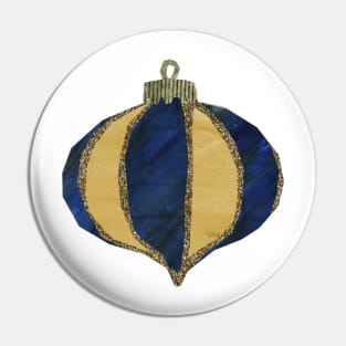 Bauble - Trad midnight lantern Pin