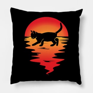 cat at sunset Pillow