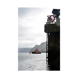 Portree lifeboat at anchor in the harbour, Isle of Skye, Scotland T-Shirt