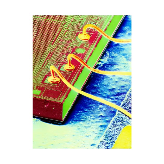 False-colour SEM of an integrated circuit. (T370/0573) by SciencePhoto