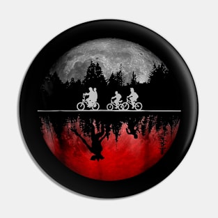 Christmas_Things_Scary_Stranger Pin