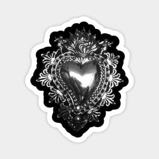 Silver sacred heart mexican milagrito handmade tin decoration folk art maximalist metalwork Magnet