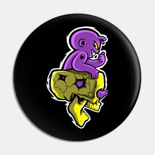 Skull baby Alien Pin