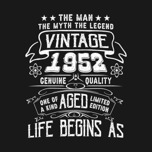 Mens 70 Year Old Gifts Vintage 1952 Man Myth Legend 70th Birthday T-Shirt