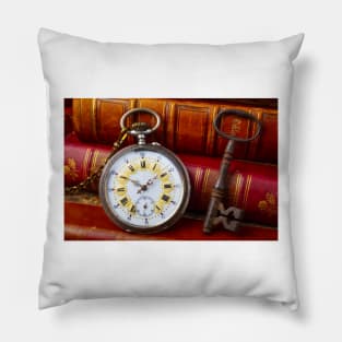 Lovely Pocket Watch And Old Key Pillow