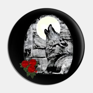 Wolf howling at moon Pin