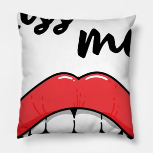 Kiss me Pillow