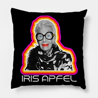 Iris Apfel // Fashionista Icon Pillow