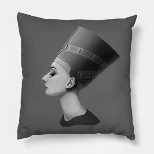 Audrey Hepburn - Nefertiti 2 Pillow