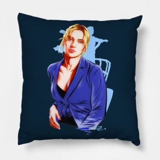 Kate Winslett - An illustration by Paul Cemmick Pillow