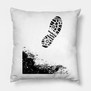 walking with jesus, cristo, Dios, jesuscristo, cristianismo, cruz Pillow