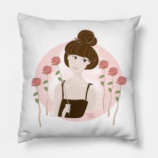 Girl loves red Roses Pillow