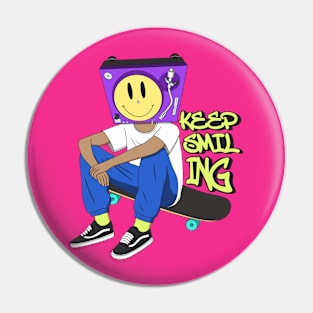 SMILING TURNTABLE Pin