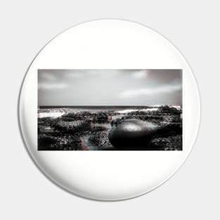 Rocky beach - 3D effect Pin