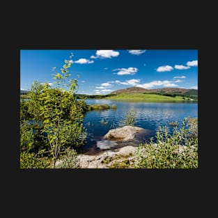 Clatteringshaws Loch Reservoir Photograph Dumfries and Galloway T-Shirt