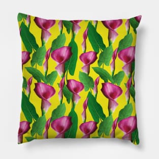 Watercolor Calla Lily Pattern On Yellow Background Pillow