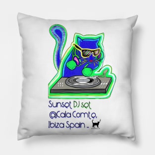 Sunset DJ Set @Cala Comte, Ibiza, Spain - Catsondrugs.com - rave, edm, festival, techno, trippy, music, 90s rave, psychedelic, party, trance, rave music, rave krispies, rave flyer Pillow