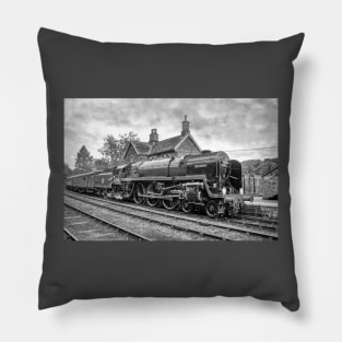 70000 Britannia - Black and White Pillow