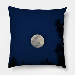 Bordered Full Moon Pillow