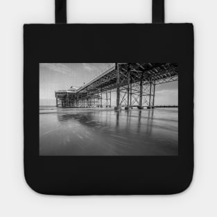 Long exposure of a pier on the Norfolk coast, UK Tote