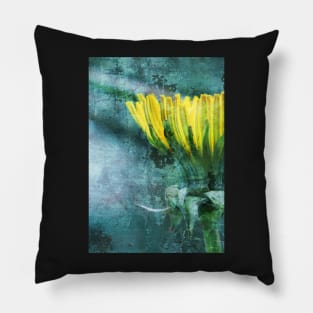 Dandelion distressed Pillow