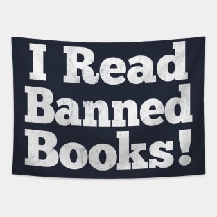 I Read Banned Books / Vintage Book Lover Geek Gift Tapestry