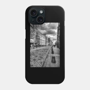 Edinburgh Royal Mile, Black And White Phone Case