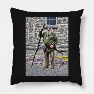 Irish celt Pillow