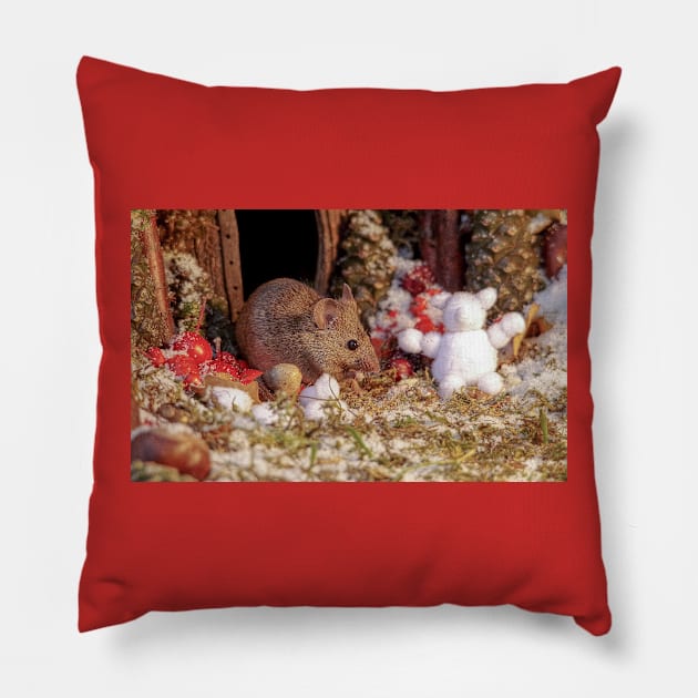 Winter mouse in a christmas house Pillow by Simon-dell