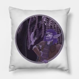 Druid round Pillow