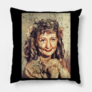 esma cannon potrait Pillow