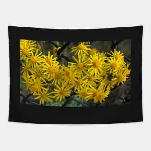 Yellow Daisies in Loyal Friendship Despite Obstacles Tapestry
