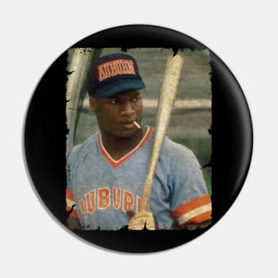 Bo Jackson in Auburn Tigers baseball Pin