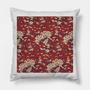 Camouflage, cryptic coloration Pillow