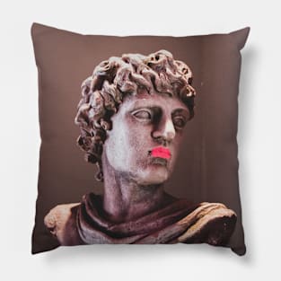 Sculpture potrait Pillow