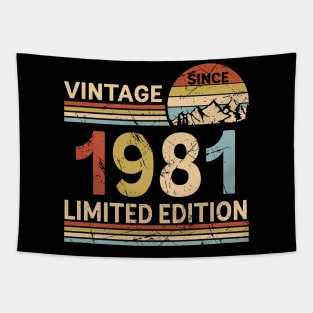 Vintage Since 1981 Limited Edition 42nd Birthday Gift Vintage Men's Tapestry