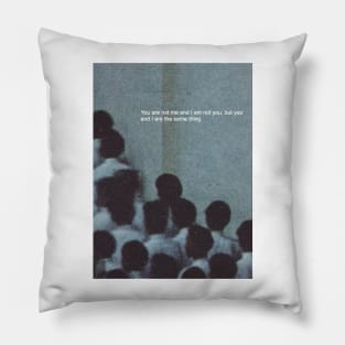 You're not me and I'm not you - Nostalgiacore art Pillow