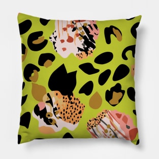 Modern abstract rose and leopard texture Pillow