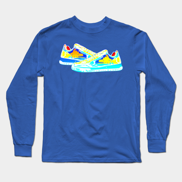 t shirt nike sneakers