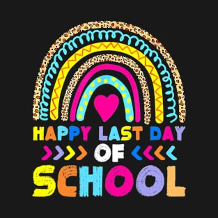 Happy Last Day Of School 2022 Student Graduation Rainbow T-Shirt T-Shirt