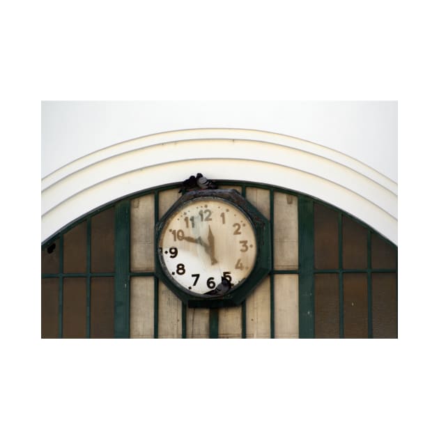 Vintage Station Clock with Birds by oknoki