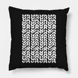 Chunky Coral Pink Cable Knit Pattern Pillow