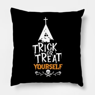 Trick or Treat Yourself-Halloween Trick or Treateng self-indulgence Gift Pillow