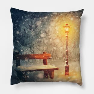 quiet winter night Pillow