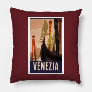 Vintage style Venice Canall Gondolas Pillow