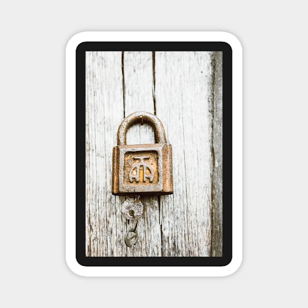 Rusty Lock Magnet by Errne