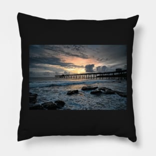 Moody sunrise Pillow