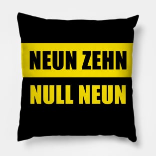 Neun Zehn Null Neun Pillow