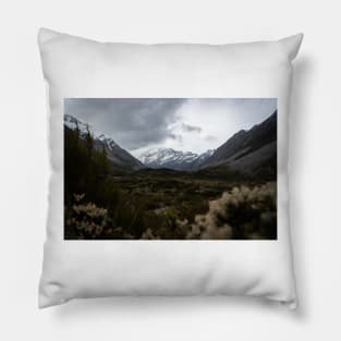 Epic Mountain View in Mt. Cook National Park Pillow