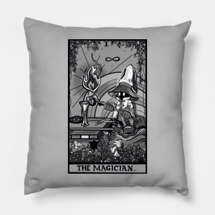 VIVI tarot magician ⭐️ Pillow